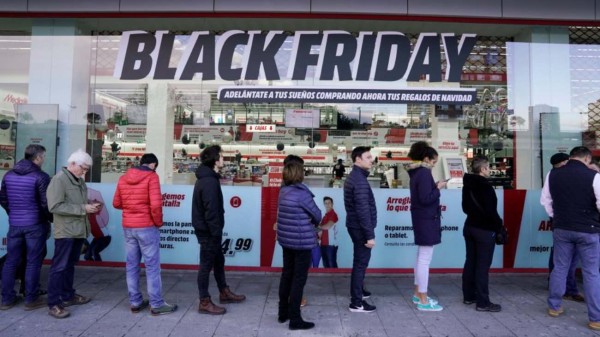 Mediamarkt lanza las primeras rebajas del Black Friday con descuentos de hasta el 20%