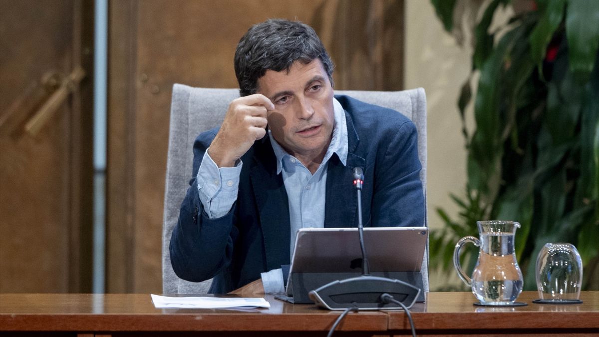 El Secretario de Estado de la Seguridad Social durante una rueda de prensa.