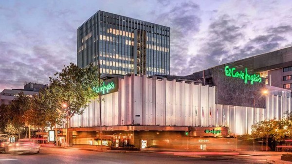 El catálogo de El Corte Inglés tiene las mejores cestas para regalar en Navidad