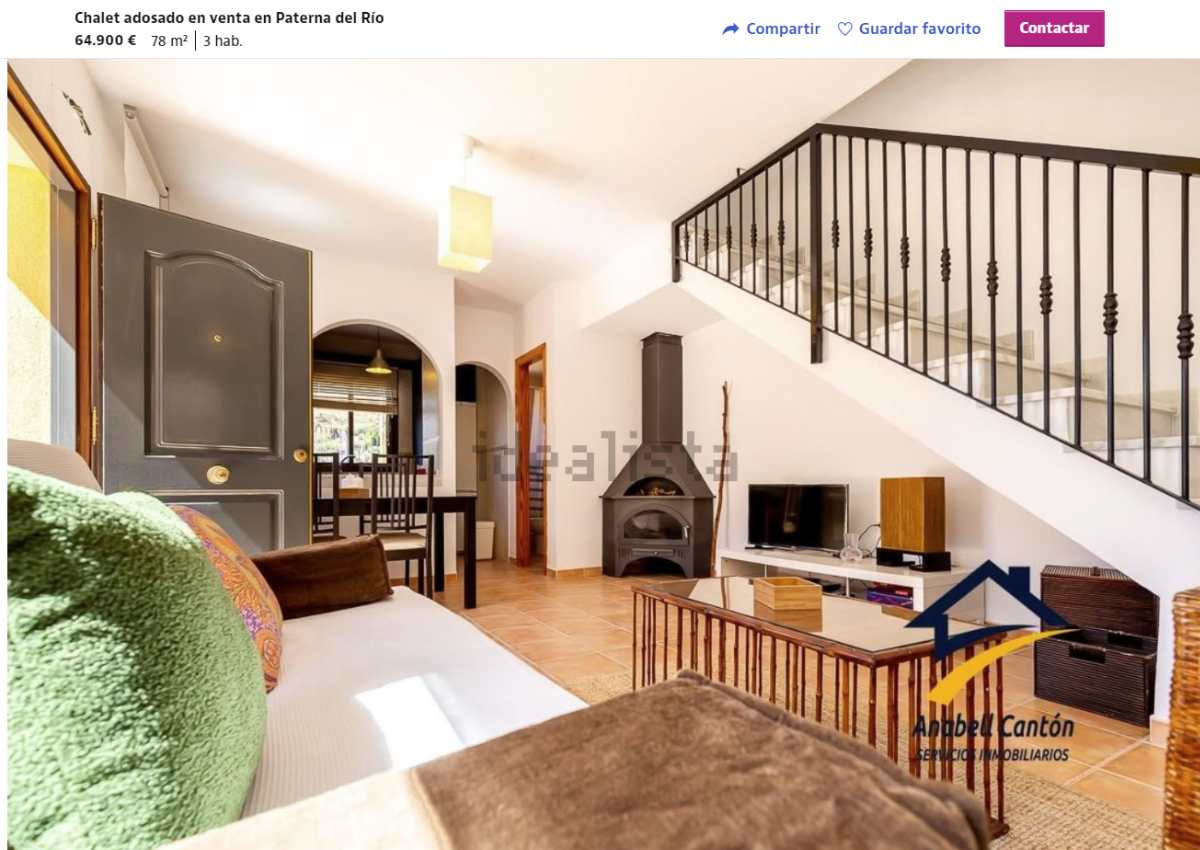 Chalet adosado en venta en Paterna del Río (Almería) por un precio de 64.900 euros 