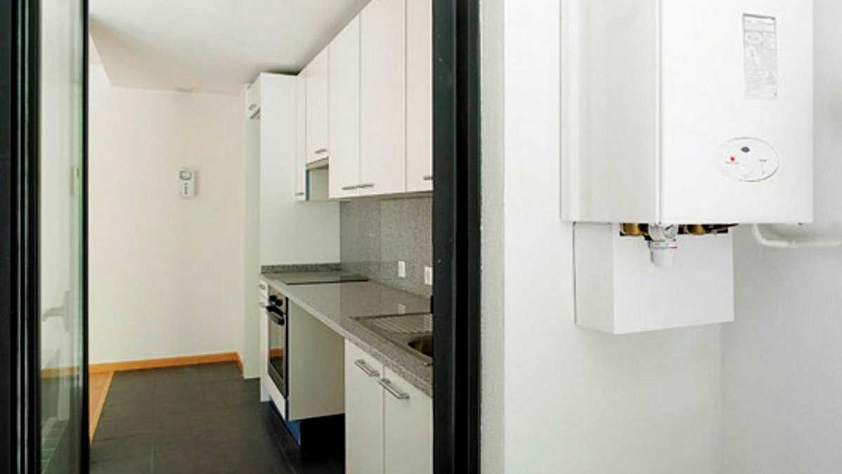 Cocina del piso en alquiler de CaixaBank