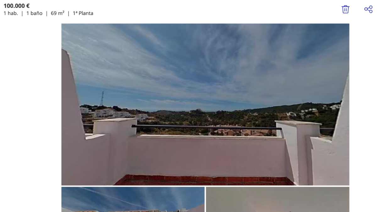 Dúplex en venta en Estepona (Málaga) por un precio de 100.000 euros