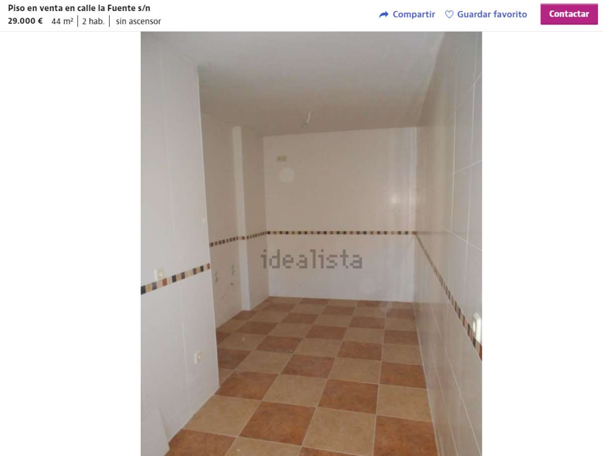 Piso en venta en Fuentelencina por un precio de 29.000 euros