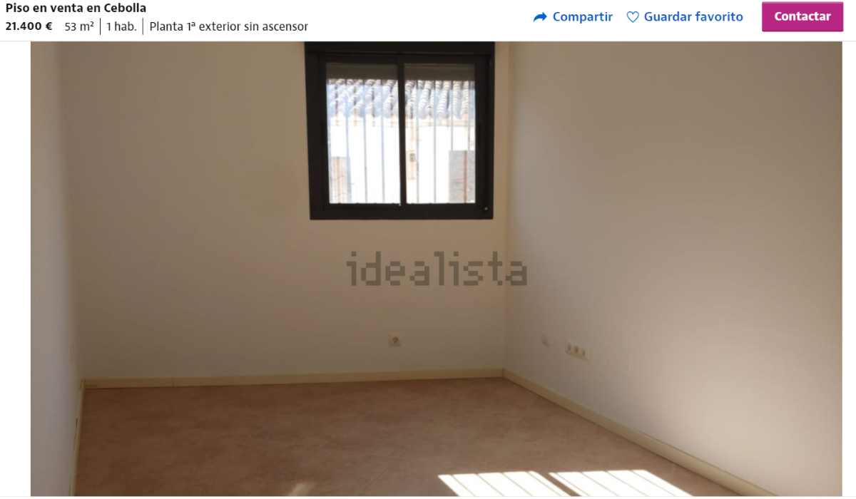 Piso en venta en Torrijos por un precio de 21.400 euros