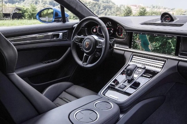 Interior del Porsche Panamera