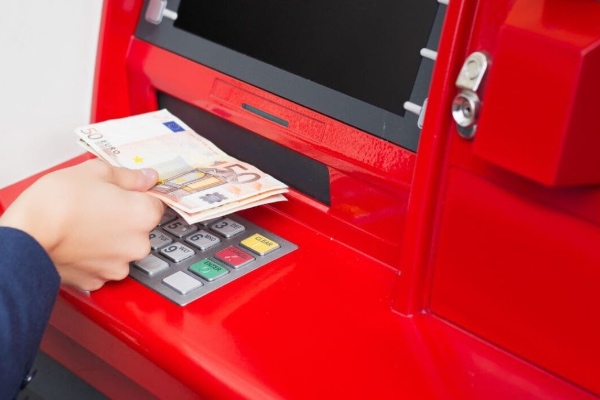 Pocas horas para el regalo de 500 euros Banco Santander