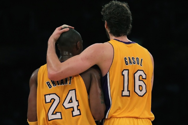 Pau Gasol con Kobe