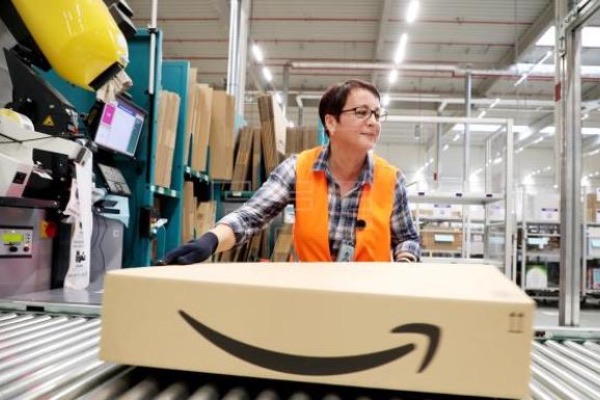 Trabajadora Amazon
