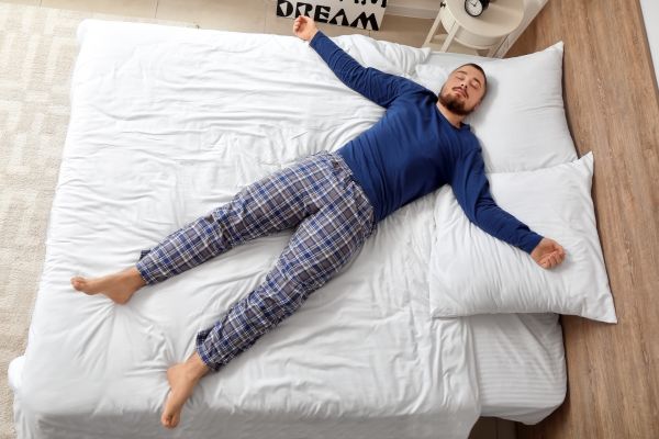 Una persona durmiendo