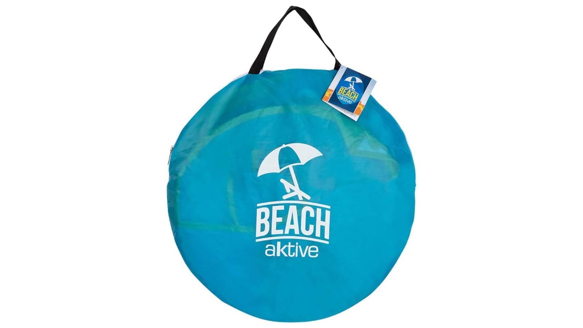 Tienda de playa de Decathlon cerrada