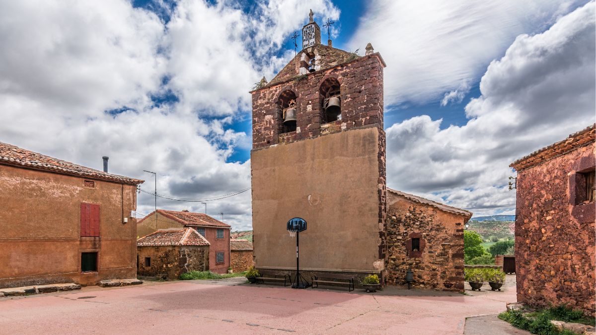 Iglesia de Santa Catalina en Villacorta.