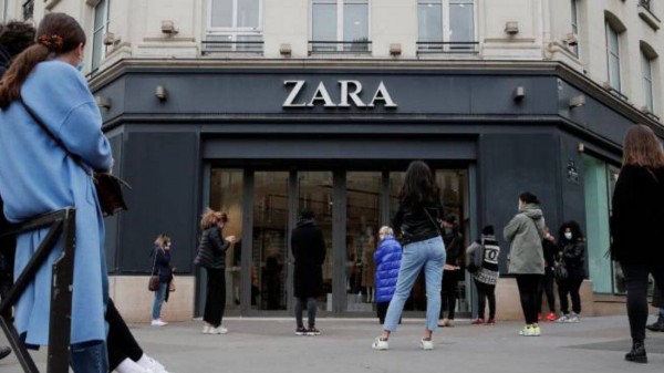 Inditex amplía su plantilla para Navidad con más de 100 ofertas de trabajo