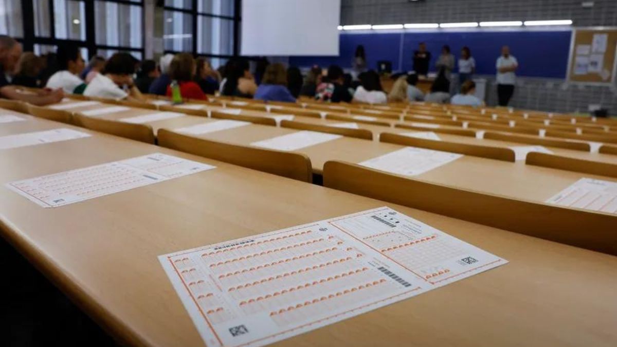 Una plantilla de respuestas para el examen de oposiciones a correos.