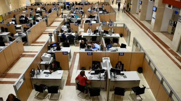 Funcionarios: Estas son las plazas de interinos que deberá sacar a concurso antes de junio de 2022