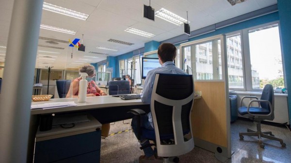 ¿Pueden los funcionarios solicitar el teletrabajo en España?