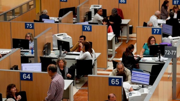 Requisitos que deben cumplir los interinos para convertirse en funcionario de carrera sin opositar