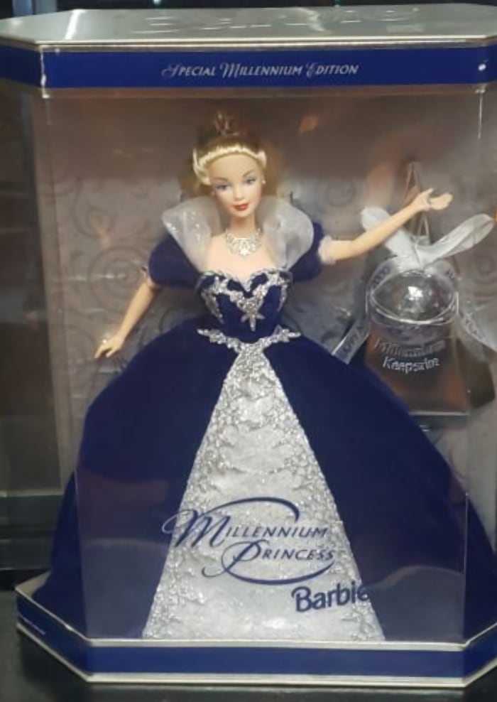 Barbie Año Nuevo 2000