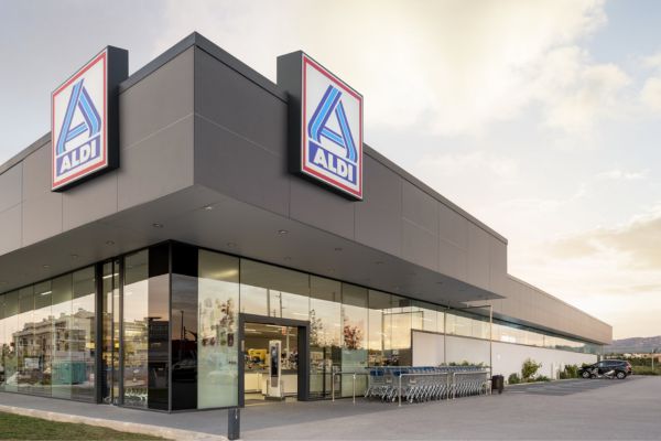 Fachada de un supermercado Aldi 
