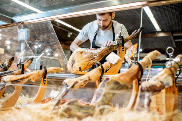 Cortador de jamón supermercado