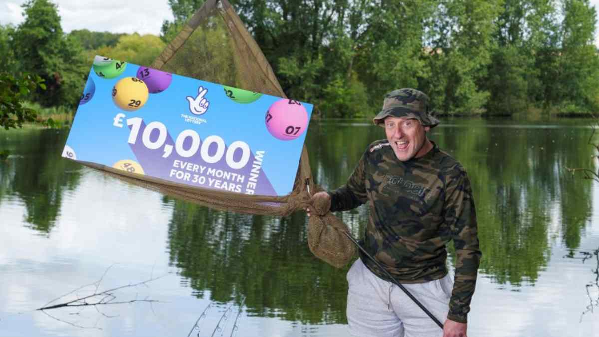 Trabajador tras ganar el premio | The Sun