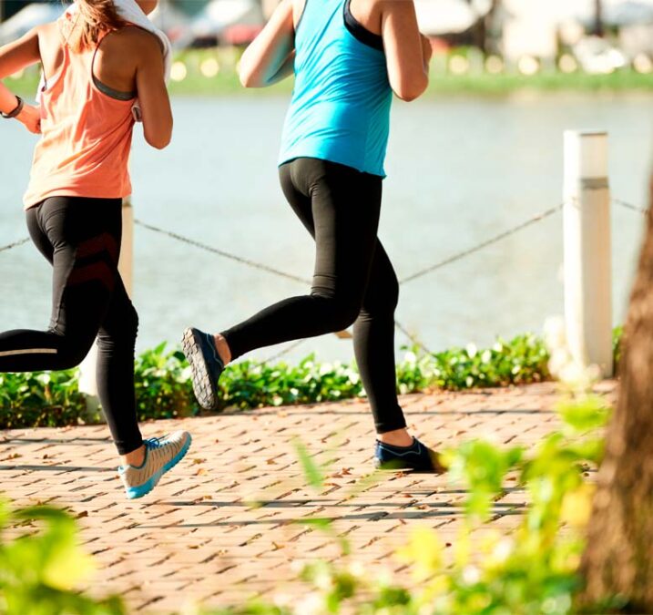 Mujer practicando el running
